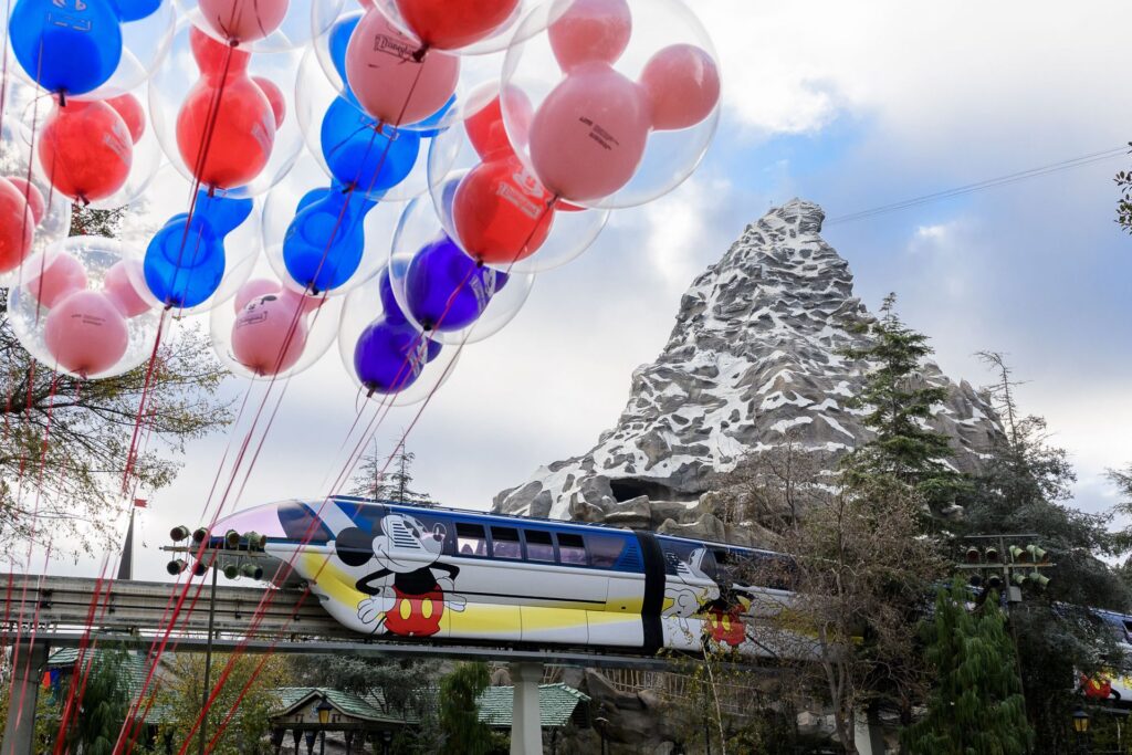 Disneyland Monorail