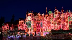 "it's a small world" Holiday Lighting