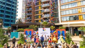 The Villas at Disneyland Hotel em funcionamento no Disneyland Resort