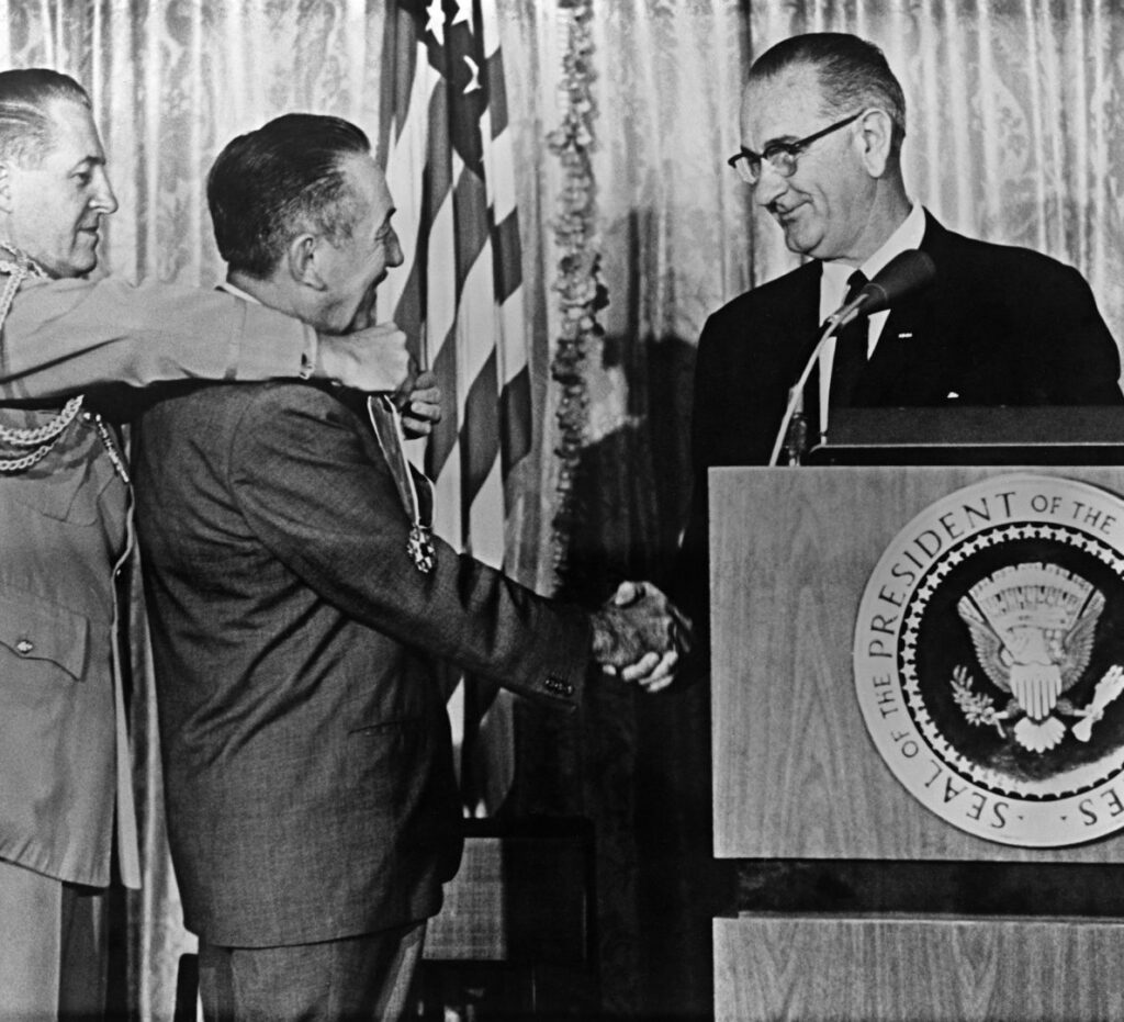 presidential medal of freedom awarded by president johnson in 1964