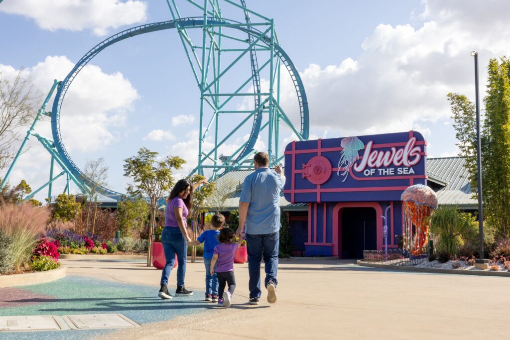 jewels entrance seaworld san diego jpg