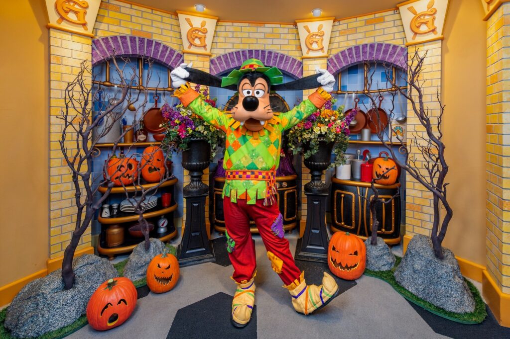 disneyland halloween foodie guide 2025 2