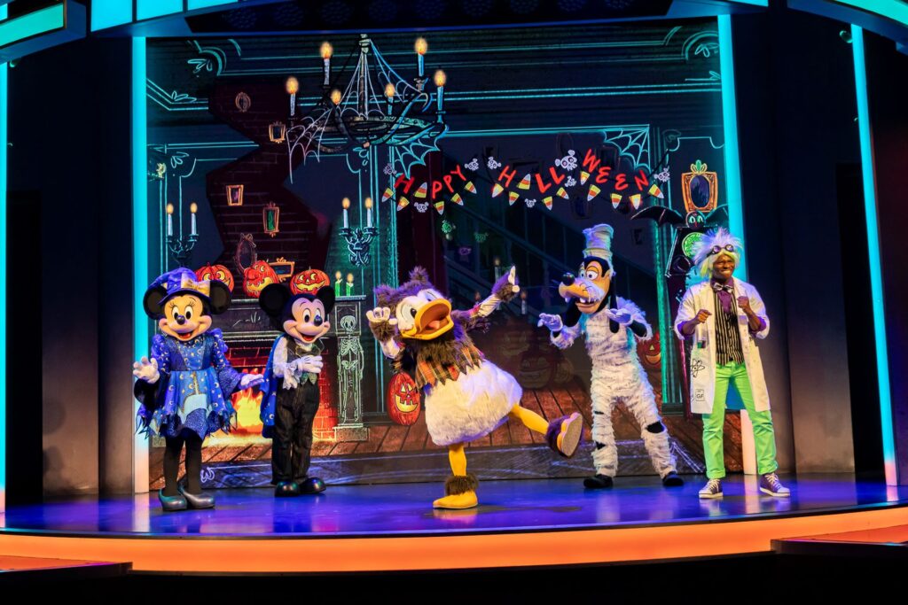 halloween characters to spot at disneyland 2