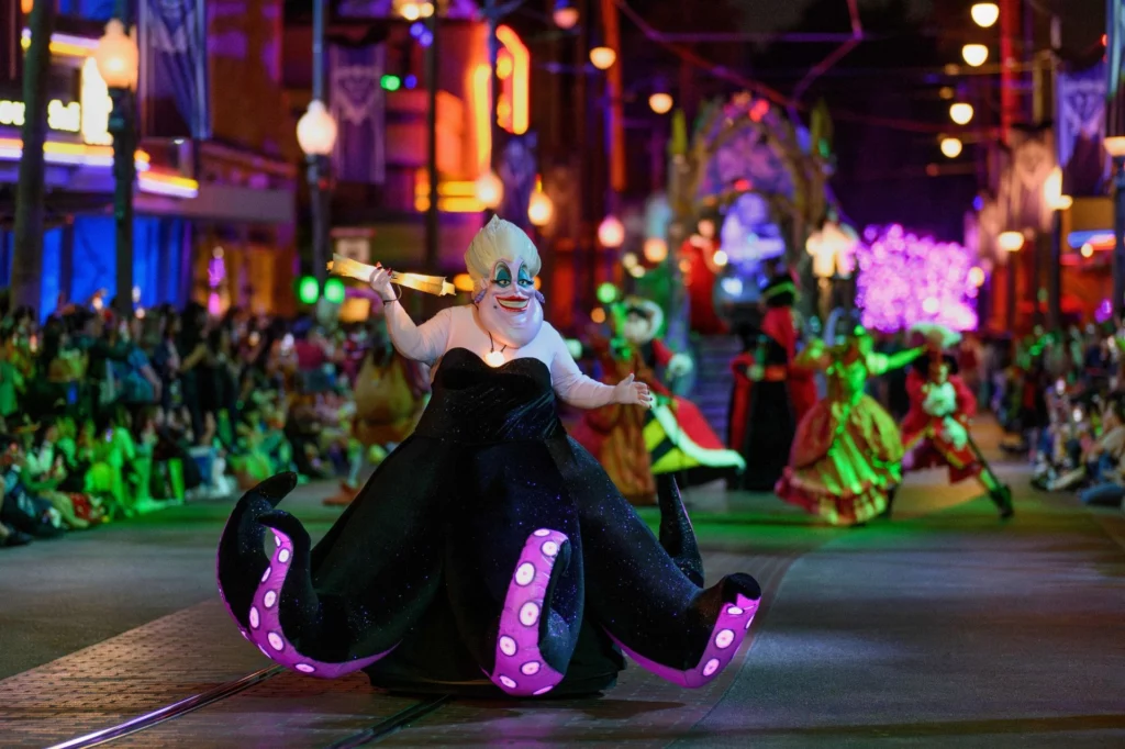 imgi 84 ursula at the frightfully fun parade during oogie boogie bash