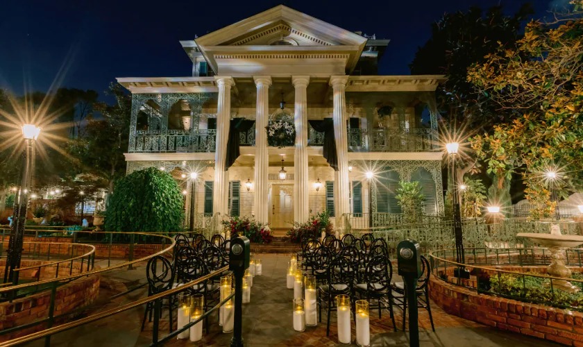 haunted mansion courtyard wedding disneyland park