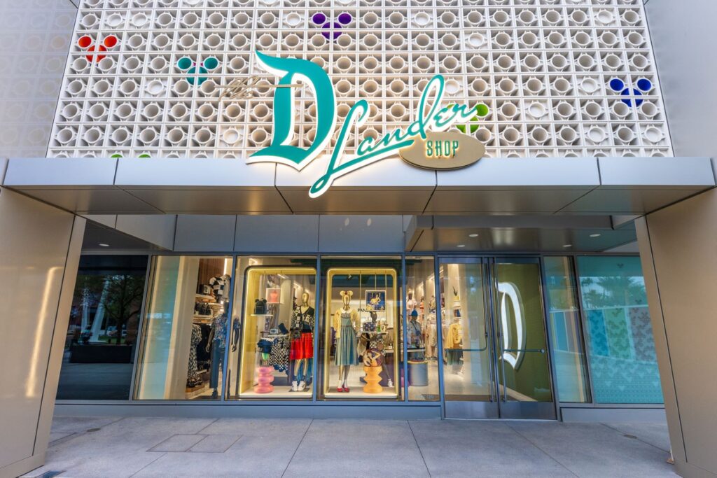 D-Lander Shop - Downtown Disney